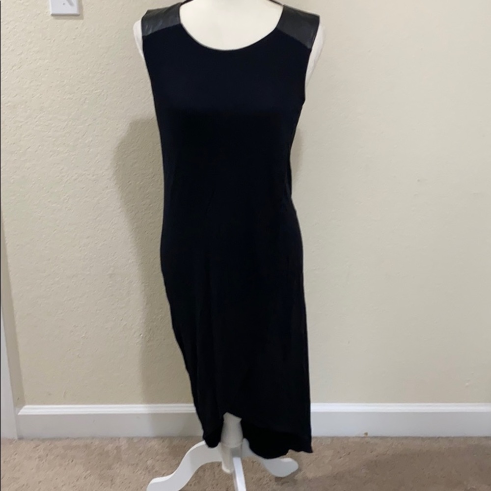 Bebe T-shirt Material Dress